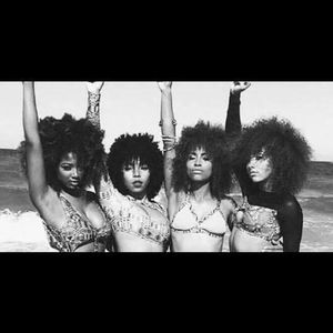 Meet your Posher, Rebelle